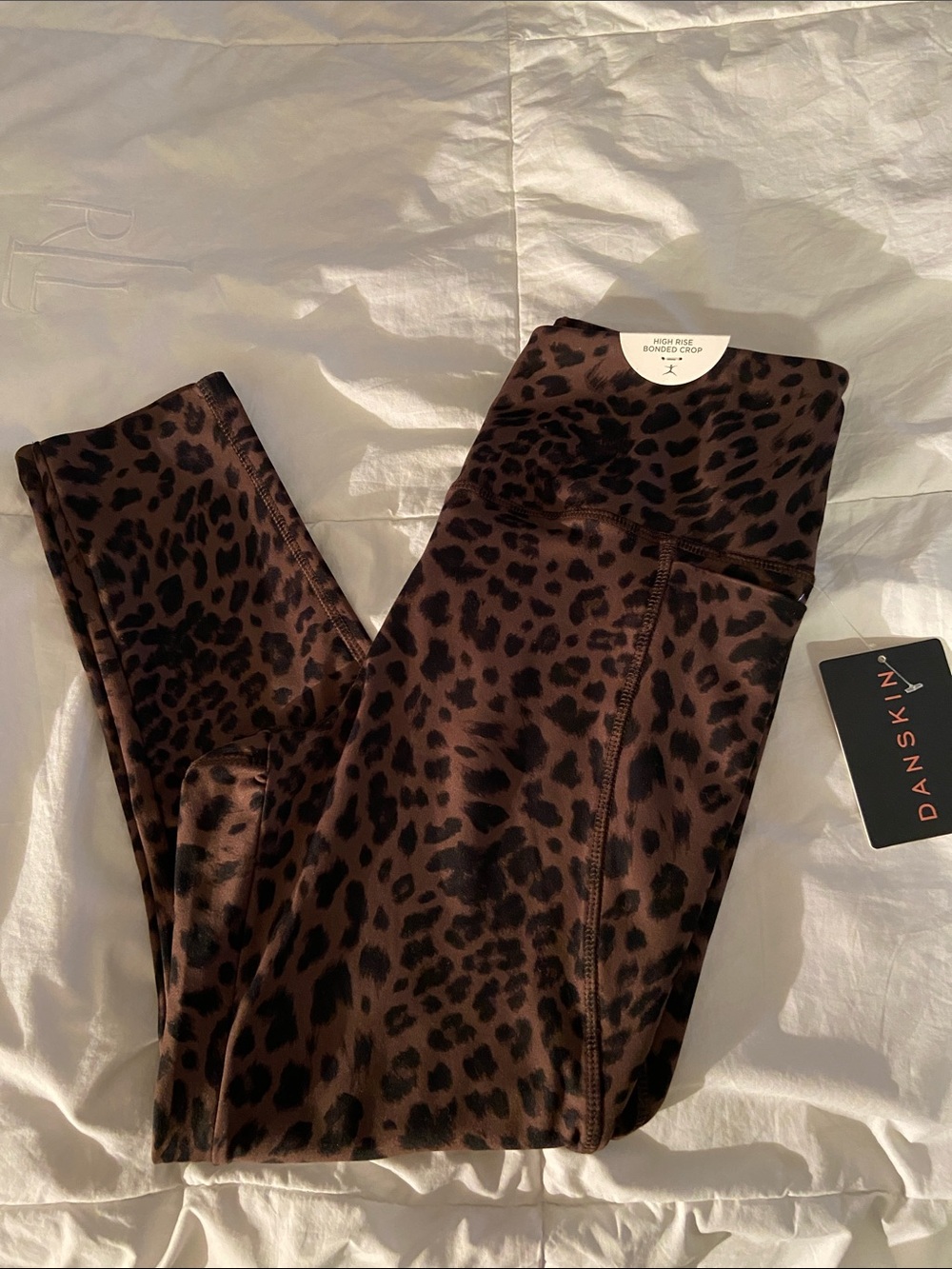 🐆 Leopard Print Brown 
cropped Leggings🐆
